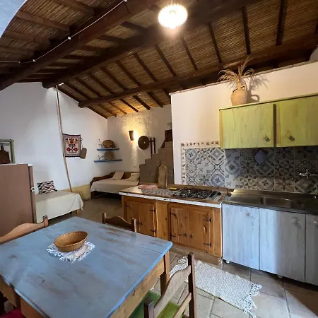 Piccolo Borgo Di Pescatori San Giovanni Suèrgiu