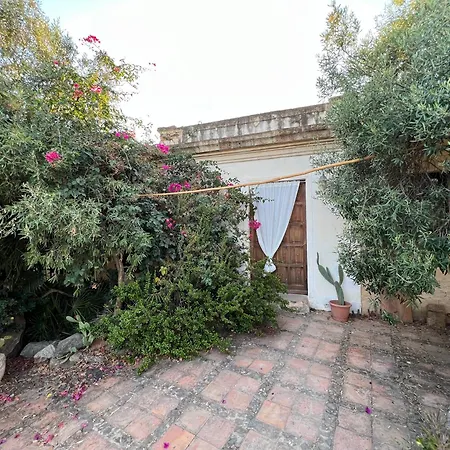 Casa de Férias Piccolo Borgo Di Pescatori San Giovanni Suèrgiu