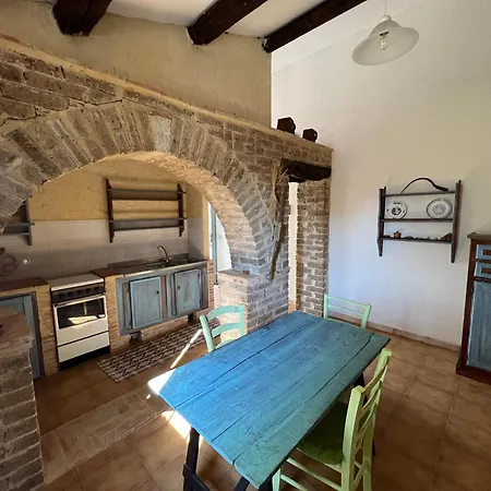 Piccolo Borgo Di Pescatori * San Giovanni Suergiu